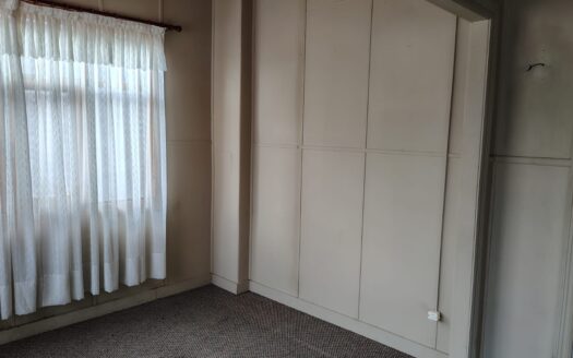 ARRIENDO Acogedora Casa Central en calle Rómulo Correa