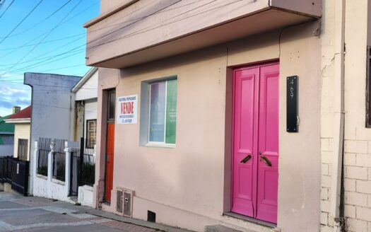 VENTA de propiedad central en calleJosé Menéndez